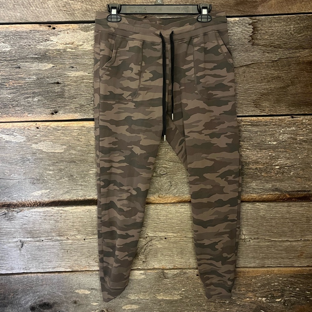 ZYIA Camouflage Joggers
